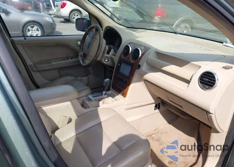 2005 Ford Freestyle Limited z USA, uszkodzony, nr VIN 1FMDK03135GA70229